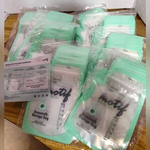 Motif Breast Milk Storage Bags 8oz 200 Bags W Bonus Contour Pads 3 Lots …